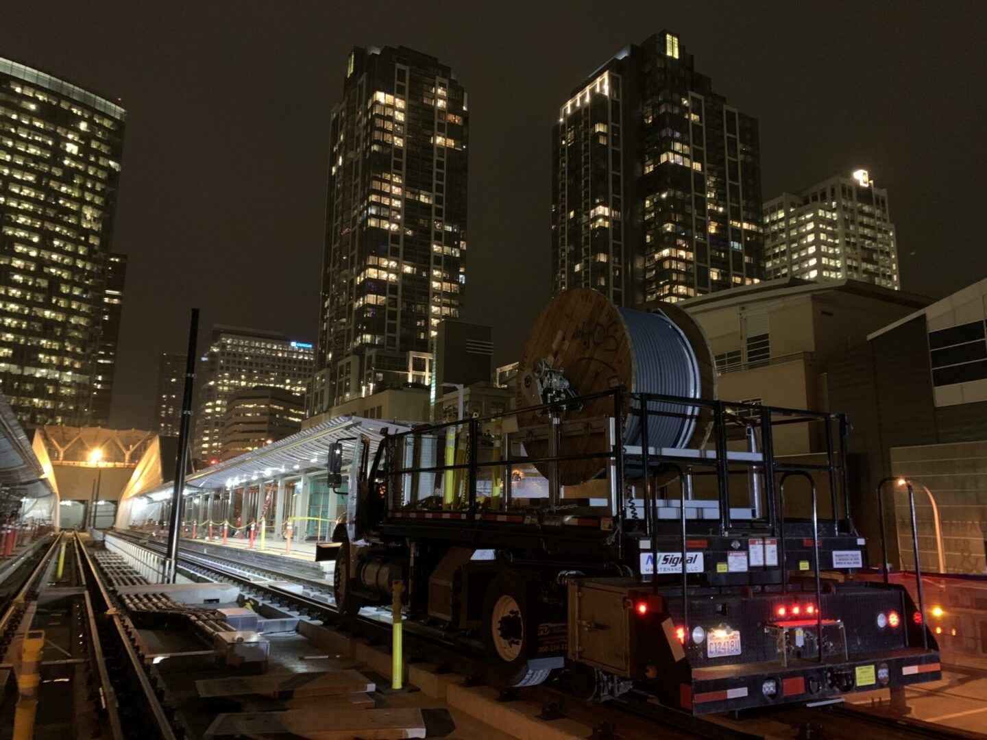 Bellevue night shot cable